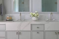 Vanity-2-Lyndhurst